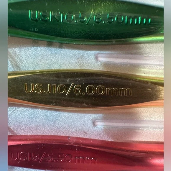 Susan Bates Silvalume Crochet Hook Set F-K 3.75mm 4.0mm 5.0mm 5.5mm 6.0mm 6.5mm - Picture 8 of 8